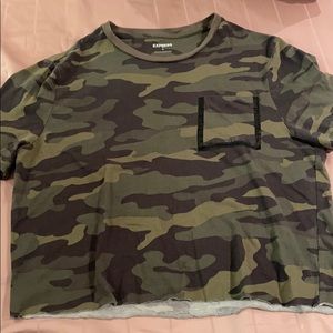 Cropped Camo Express Tshirt